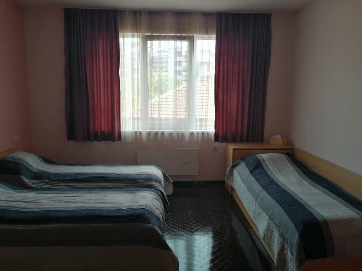 Comfort Apartment Vt Велико-Тирново Екстер'єр фото
